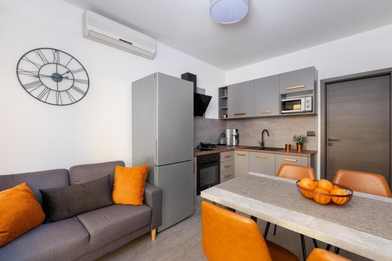 Apartments Valentino 라벡 외부 사진